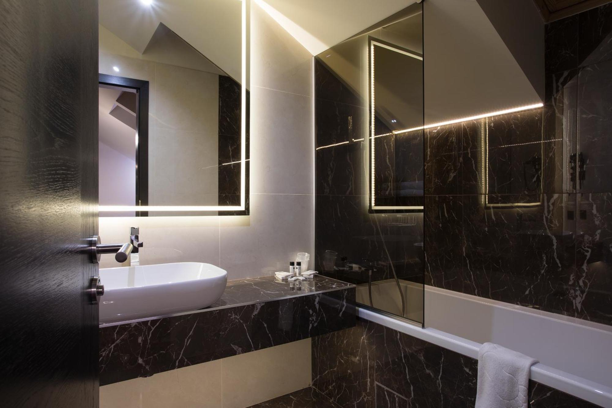 The Fifth Floor By Old Town Hotel 4*